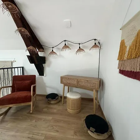 La Maison Zanzibar Apartment Lavilletertre